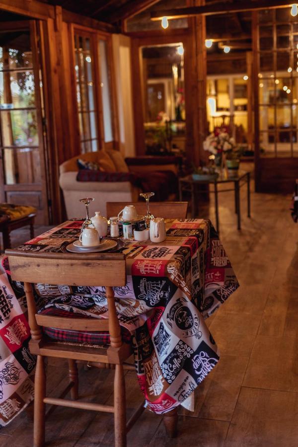 Hotel Vendimia Parador Санта Крус Екстериор снимка