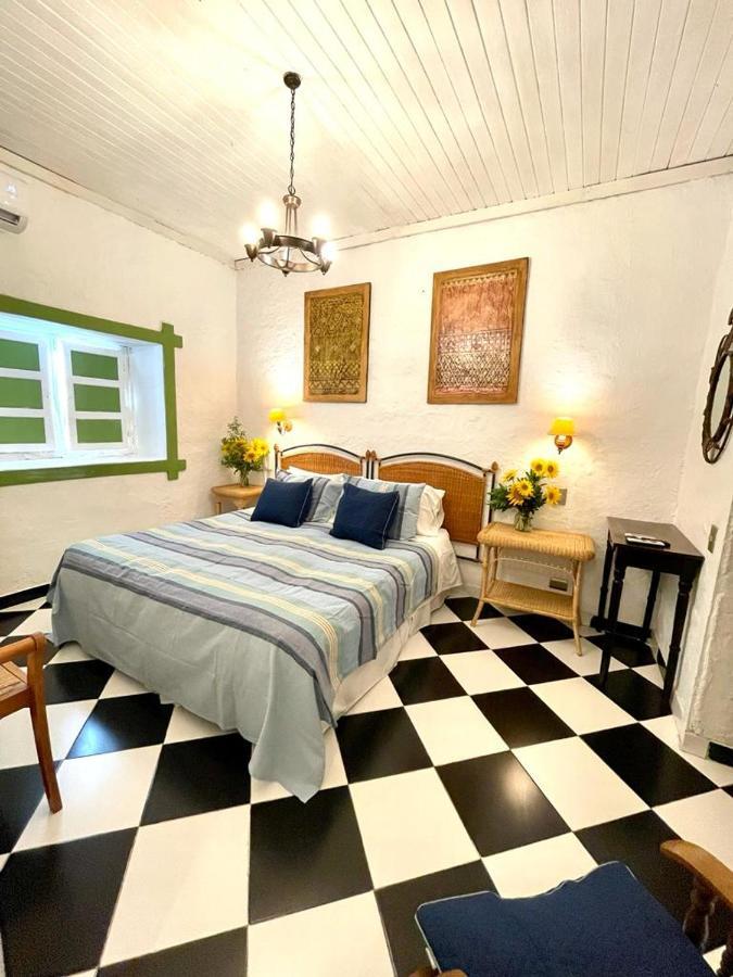 Hotel Vendimia Parador Санта Крус Екстериор снимка