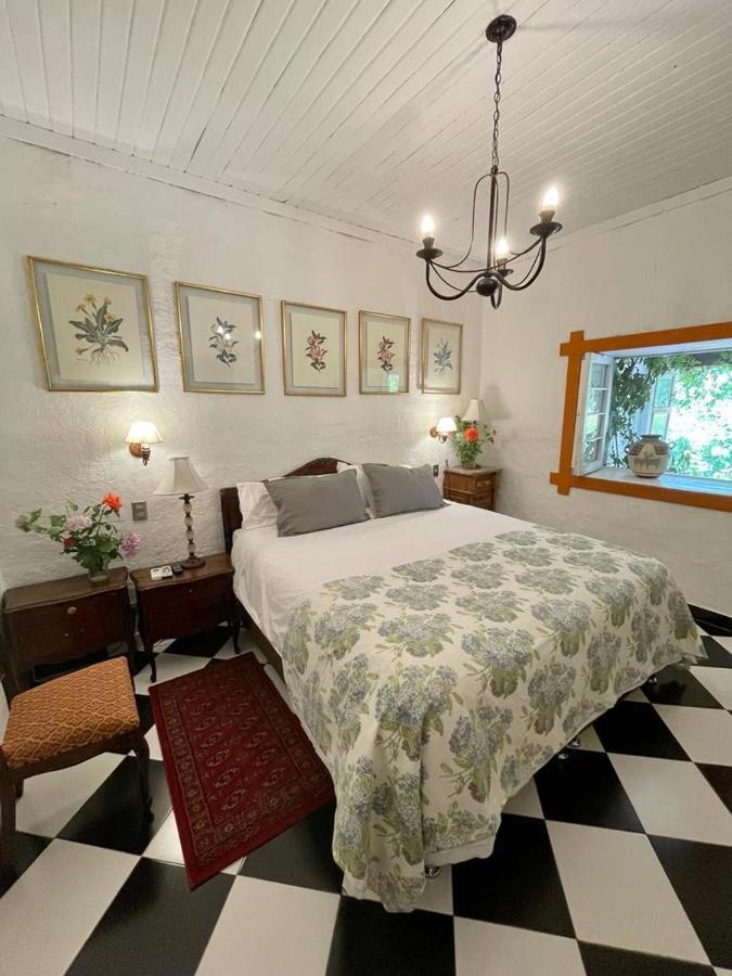 Hotel Vendimia Parador Санта Крус Екстериор снимка